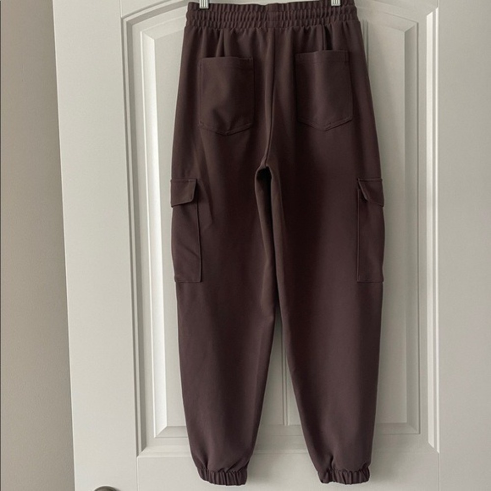 Womens Muted Plum Cargo Jogger Pants Small - Picture 6 of 8